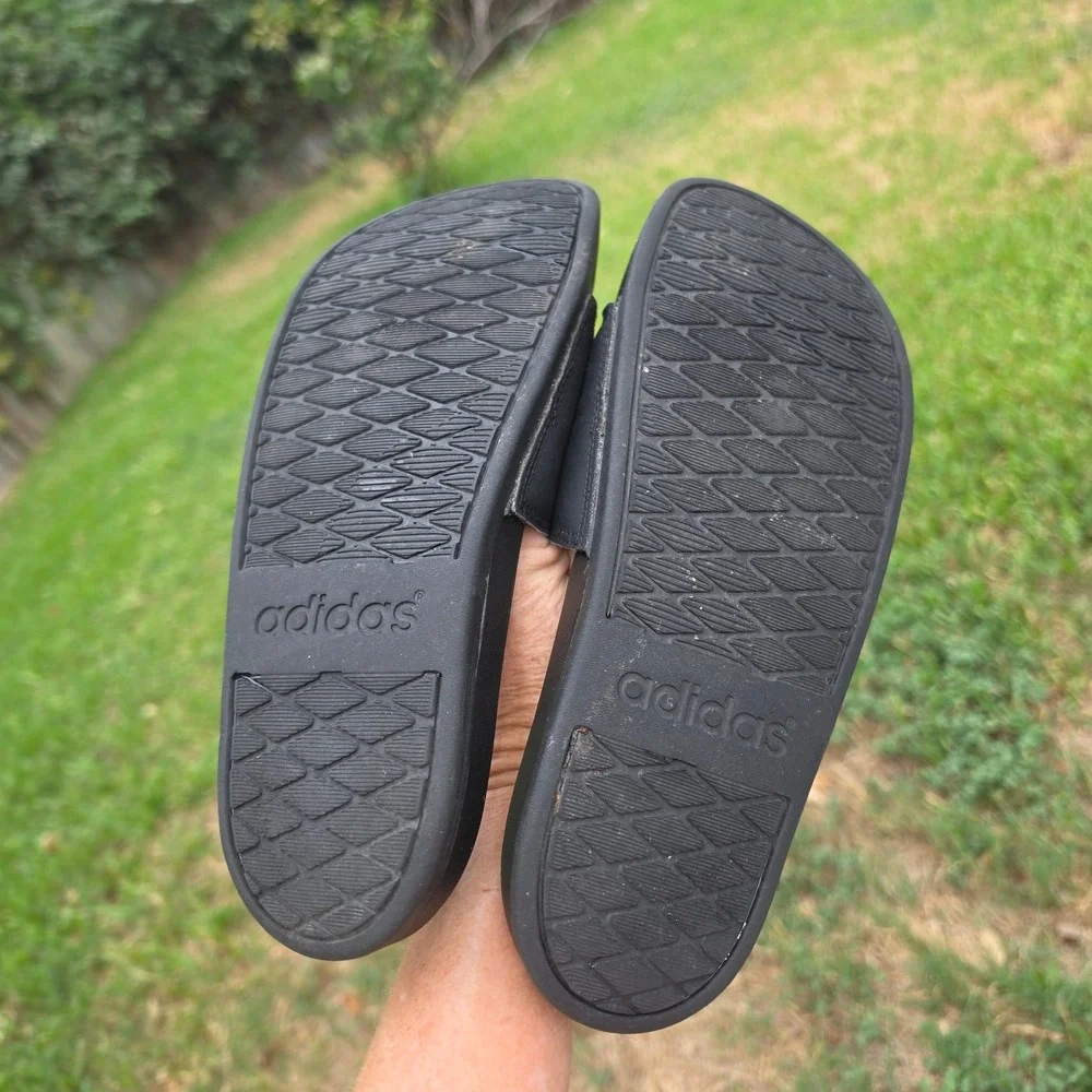 Adidas Adilette Shower Slides Black Gold Metallic Logo Sandals B41742 Mens 7